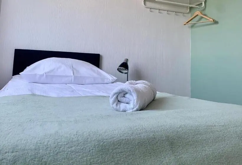 スタンダードシングルルーム, Premium Hostel & Bistro
