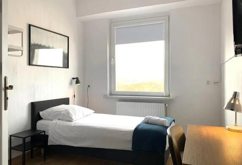 スタンダードシングルルーム, Premium Hostel & Bistro