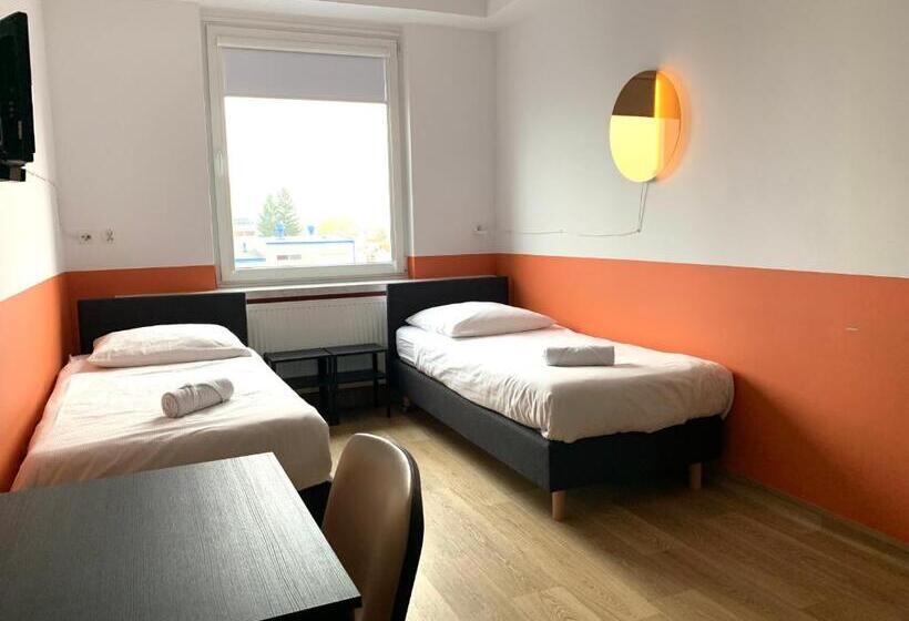 Номер Стандарт, Premium Hostel & Bistro