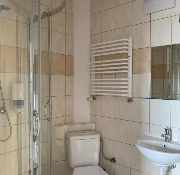 デラックスルーム, Premium Hostel & Bistro