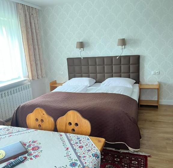 اتاق استاندارد سه تخته با بالکن, Villa Słonecznego Wzgórza