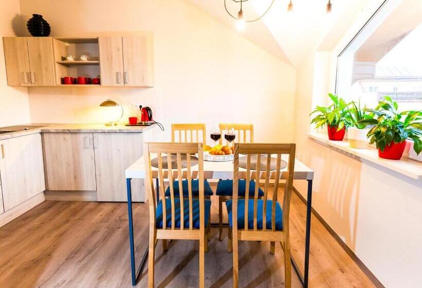 סוויטת ג'וניור דלוקס, Willa Moćkówka