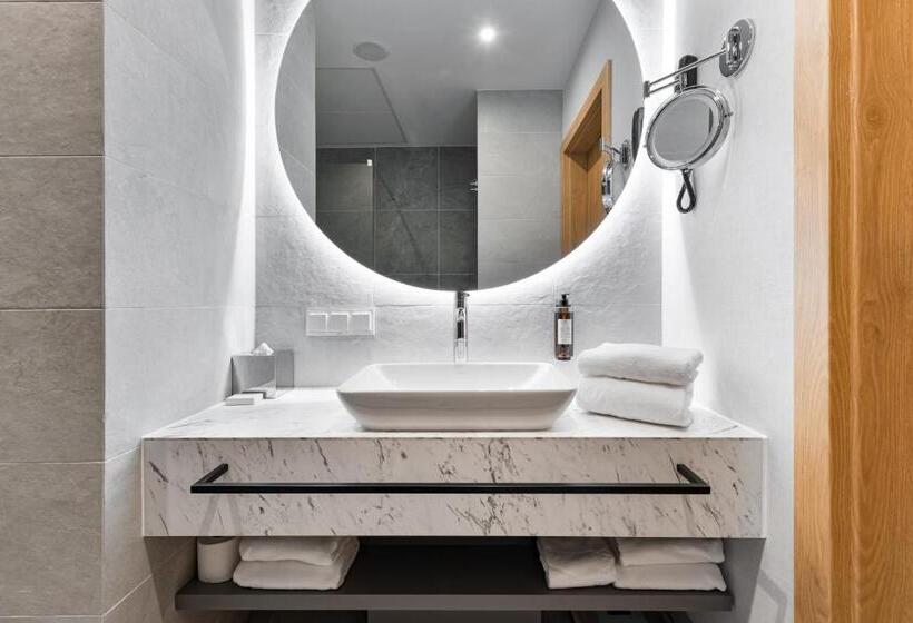 Семейный Полулюкс, Crystal Mountain Hotel Wisła