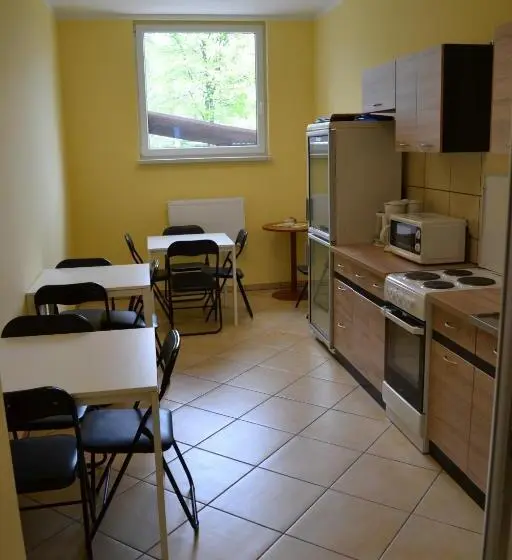 浴室共有スタンダード４人用ルーム, Hostel Mikołajczyka59