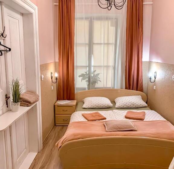 Стандартный Номер Кровать Кинг, Hostel U Kmity