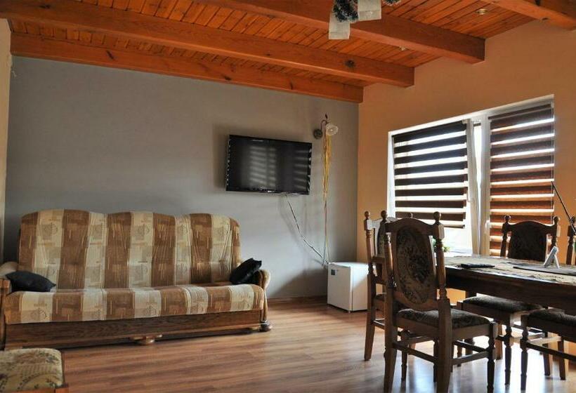 חדר סטנדרט לארבעה, Agroturystyka W świcie