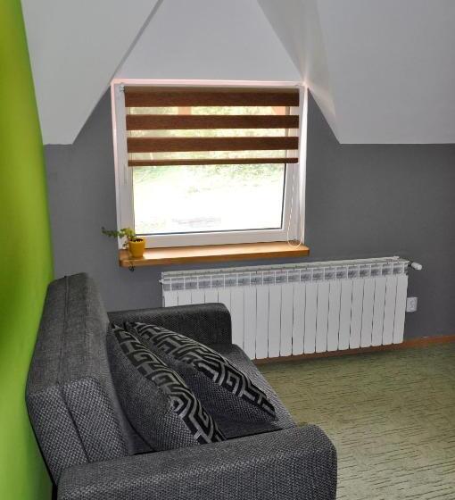 חדר סטנדרט לשלושה, Agroturystyka W świcie