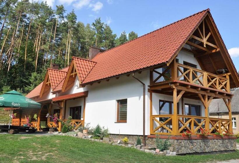 חדר סטנדרט לשלושה, Agroturystyka W świcie