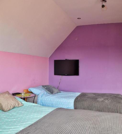 חדר סטנדרט לשלושה עם טרסה, Agroturystyka W świcie