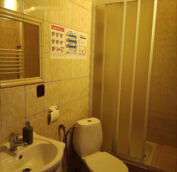 شاليه غرفة نوم واحدة, Mala Chatka