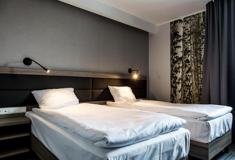 إستوديو ديلوكس, Mazurek