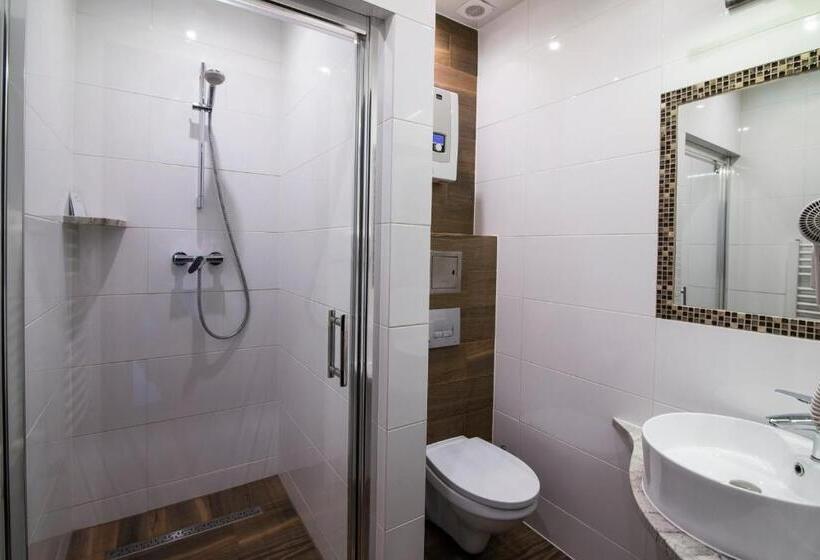 غرفة قياسية ثلاثية, Pod Ksiecia Gorka