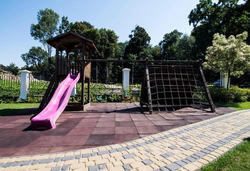 غرفة قياسية رباعية, Pod Ksiecia Gorka