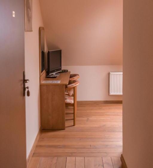 シングルベーシックルーム, Podkowa