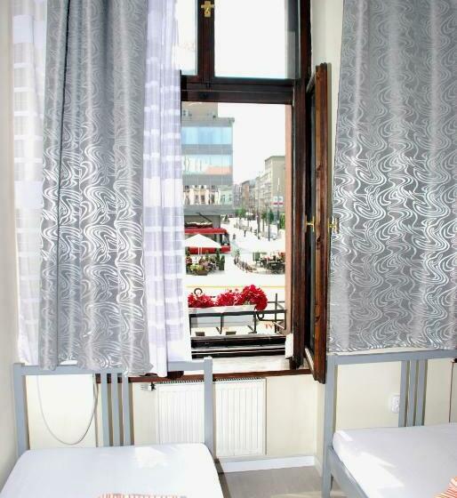 اتاق استاندارد, Kamienica Rynek 7