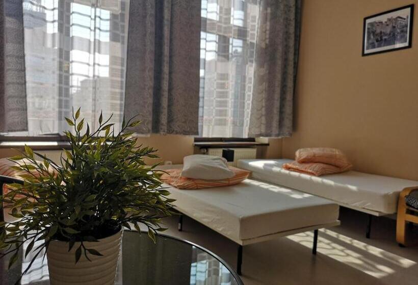 اتاق استاندارد چهار تخته, Kamienica Rynek 7