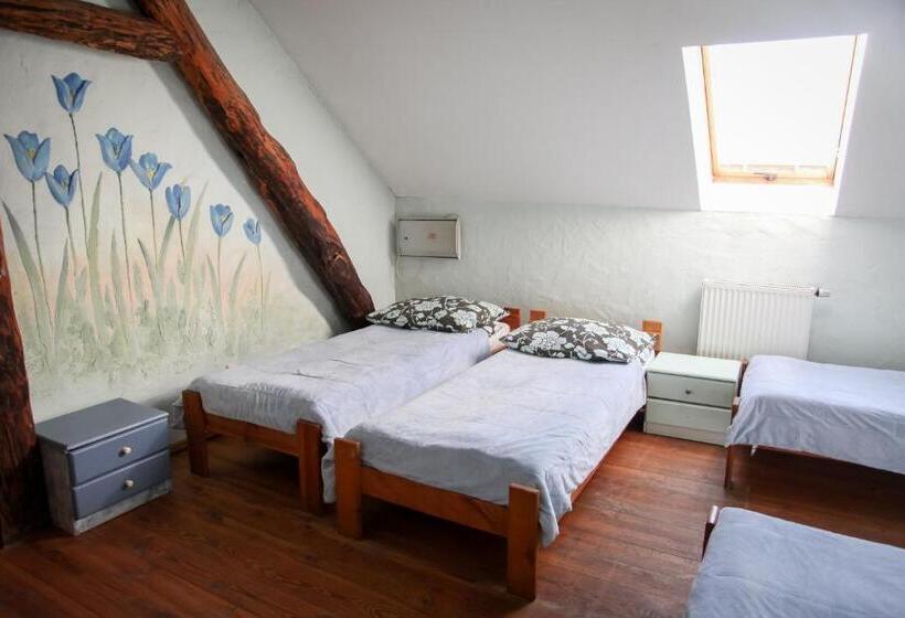 スタンダード4人部屋, Uroczysko Deresze