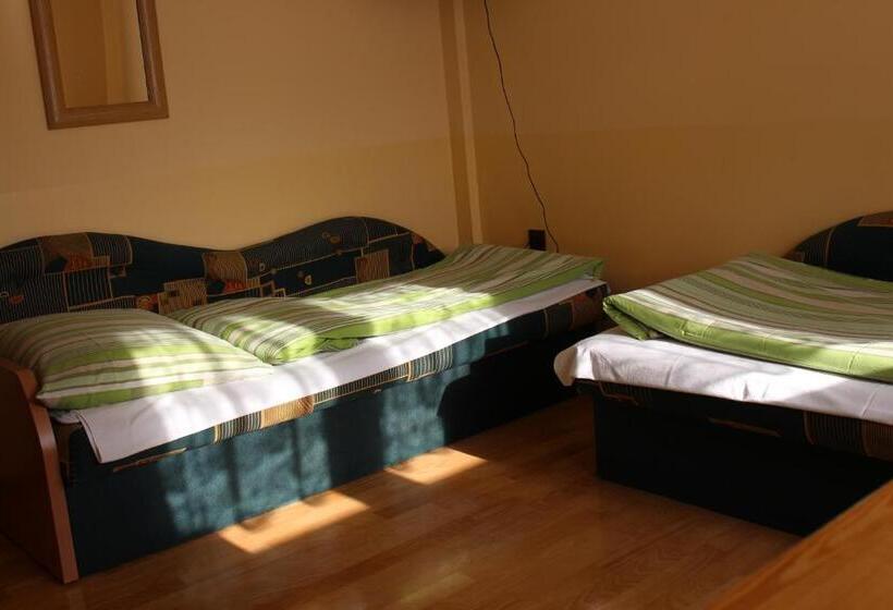 اتاق استاندارد, Bar Malwa