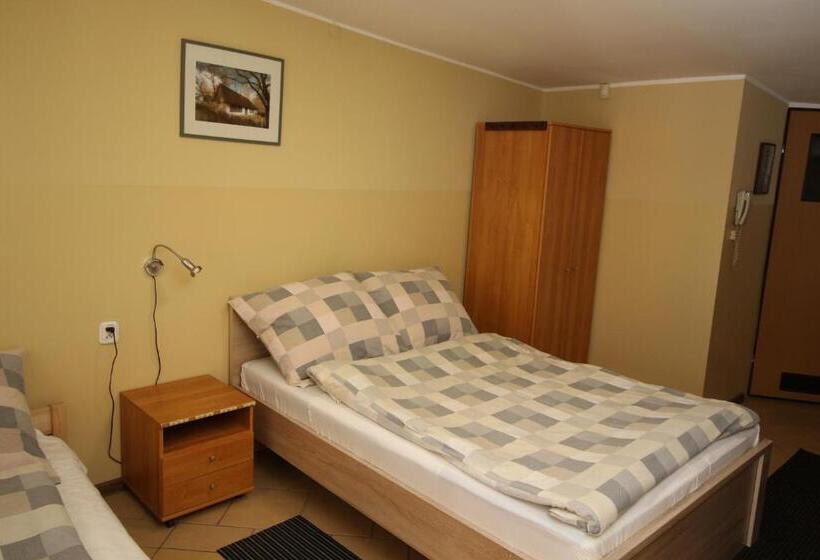 کلبه ییلاقی, Bar Malwa