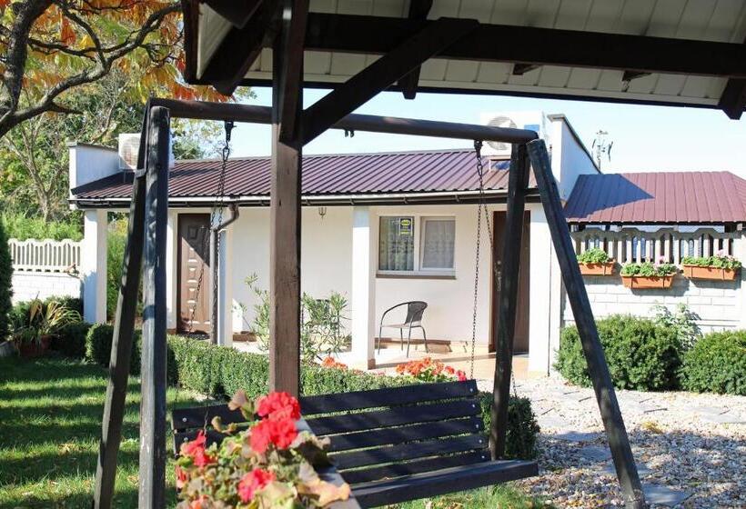 کلبه ییلاقی, Bar Malwa