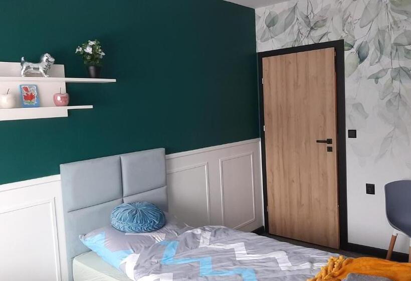 اتاق لوکس سه تخته, Pokoje Gościnne Cyprian