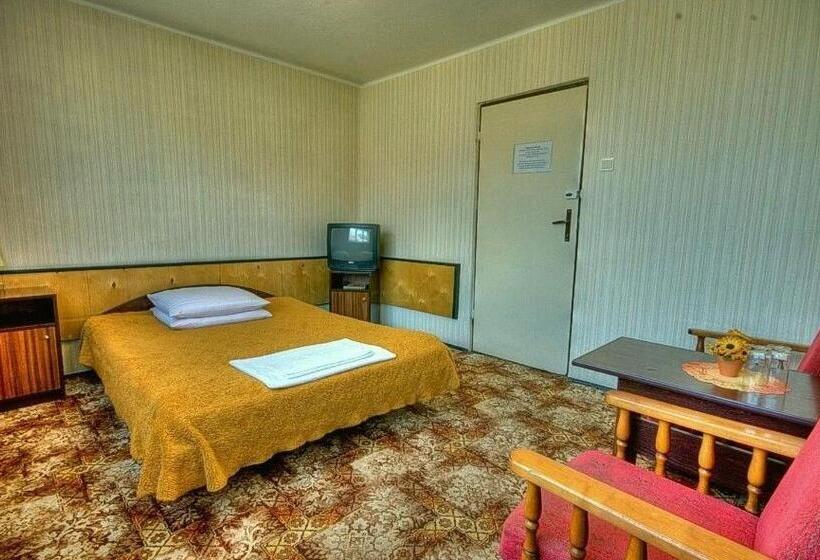 חדר סטנדרט יחיד, Karet Obiekt Hotelowy