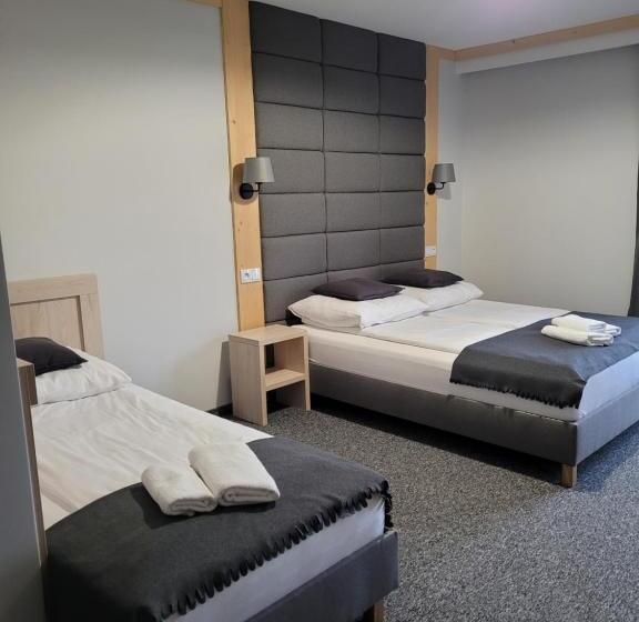 デラックストリプルルーム, Karolowy Pokoje&apartamenty