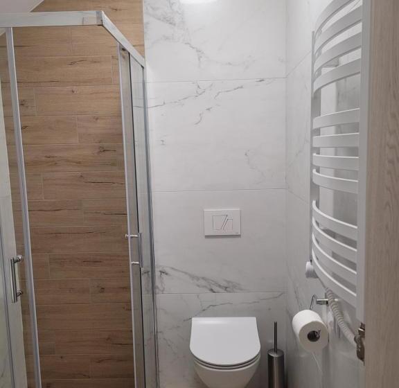 デラックスルーム, Karolowy Pokoje&apartamenty