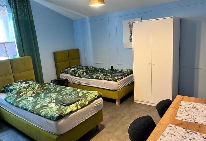 اتاق لوکس سه تخته, Pokoje Gościnne Cyprian