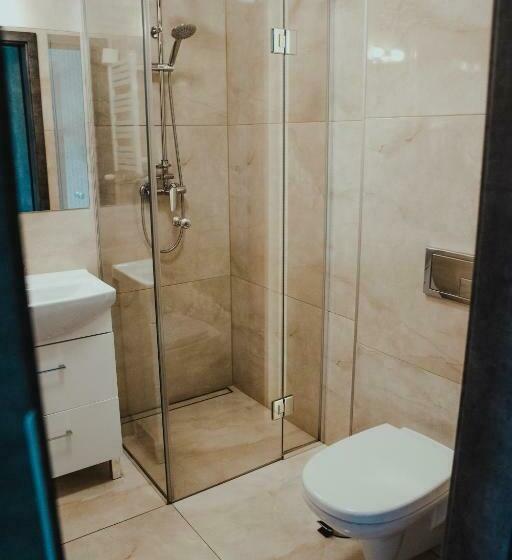 Номер Стандарт, Restauracja Park Szwajcaria