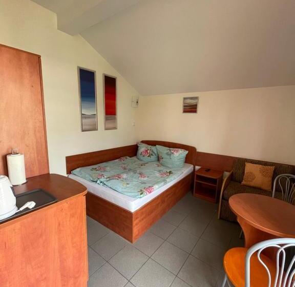 غرفة قياسية مزوَّدة بشُرفة, Willa Mira 200 Metrów Od Morza