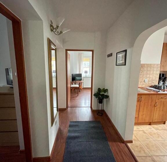 جناح عائلي, Willa Mira 200 Metrów Od Morza