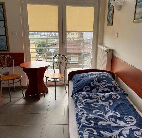 غرفة أساسية, Willa Mira 200 Metrów Od Morza