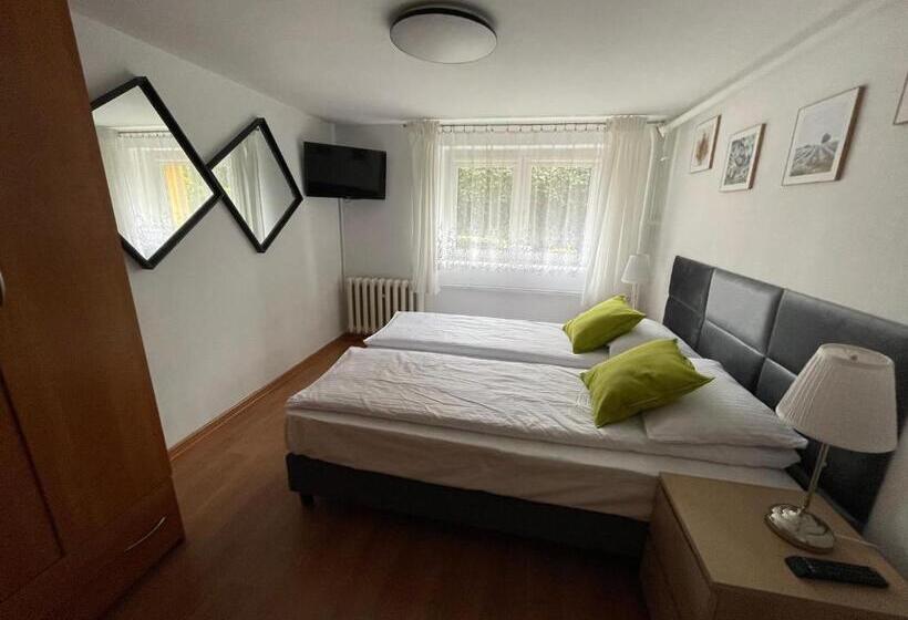 شقة غرفة نوم واحدة بالطابق الأرضى, Willa Mira 200 Metrów Od Morza