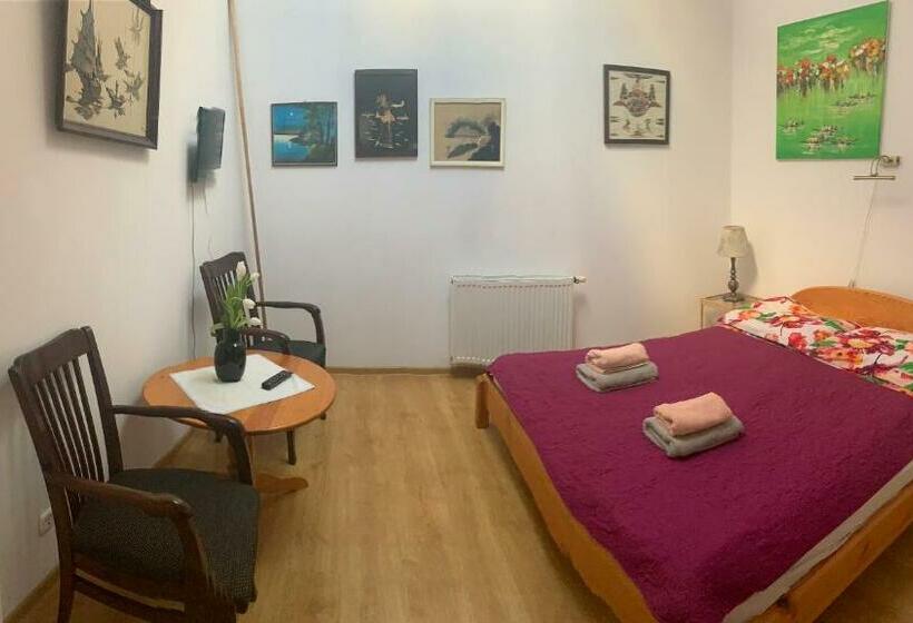 اتاق استاندارد, Kamienica Biała