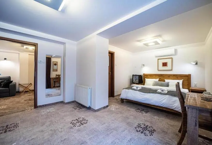 ファミリーステューディオ, Apartamenty Przy Hotelu żywieckim
