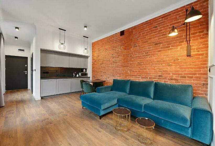 سوییت لوکس, Aparthotel Krzywa Kamienica