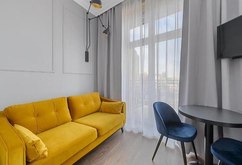 سوییت لوکس, Aparthotel Krzywa Kamienica