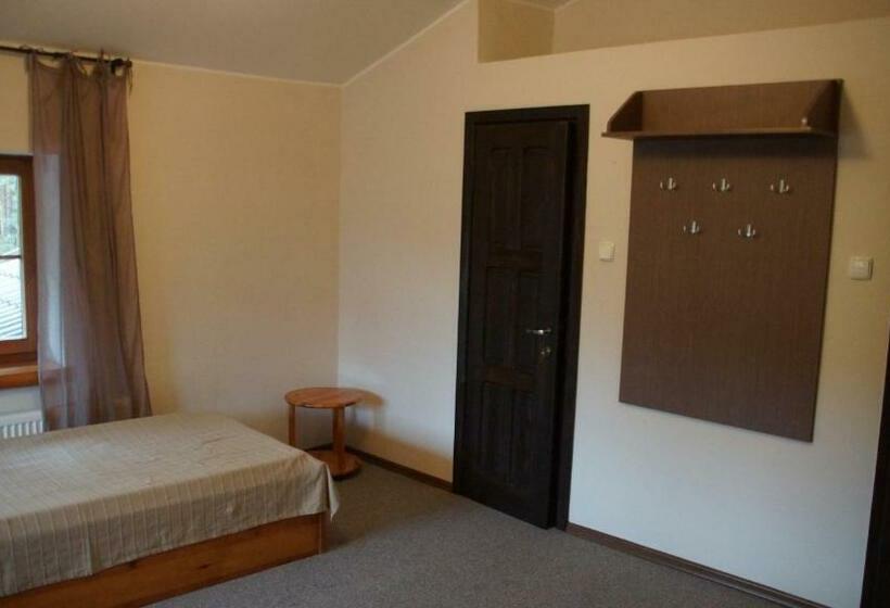 Номер Стандарт Трехместный, Biały Bór Rooms