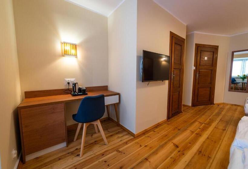 اتاق استاندارد سه نفره, Gościniec Król Sielaw