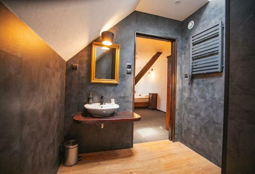 اتاق استاندارد, Gospoda Pod Czarnym łabędziem