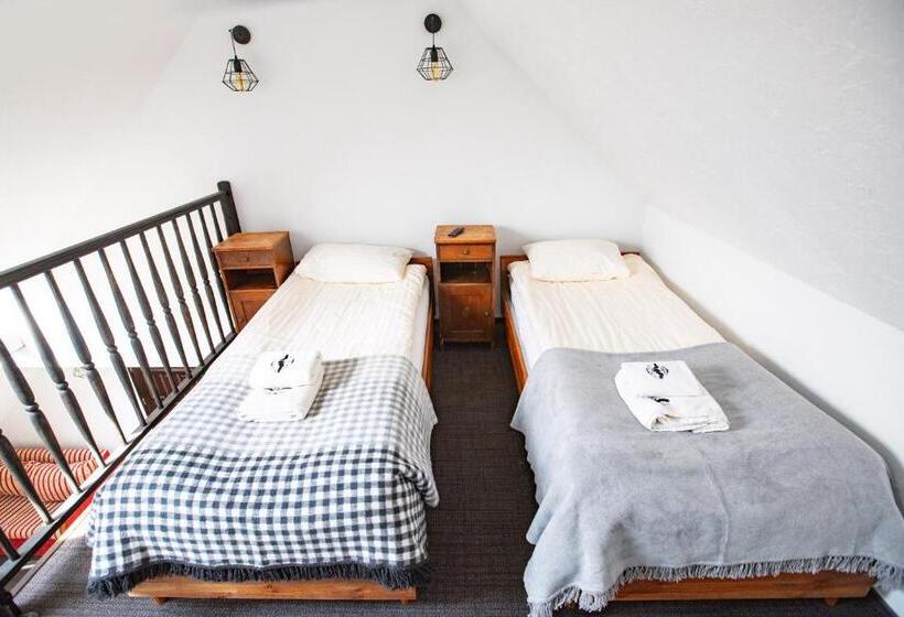 اتاق استاندارد, Gospoda Pod Czarnym łabędziem