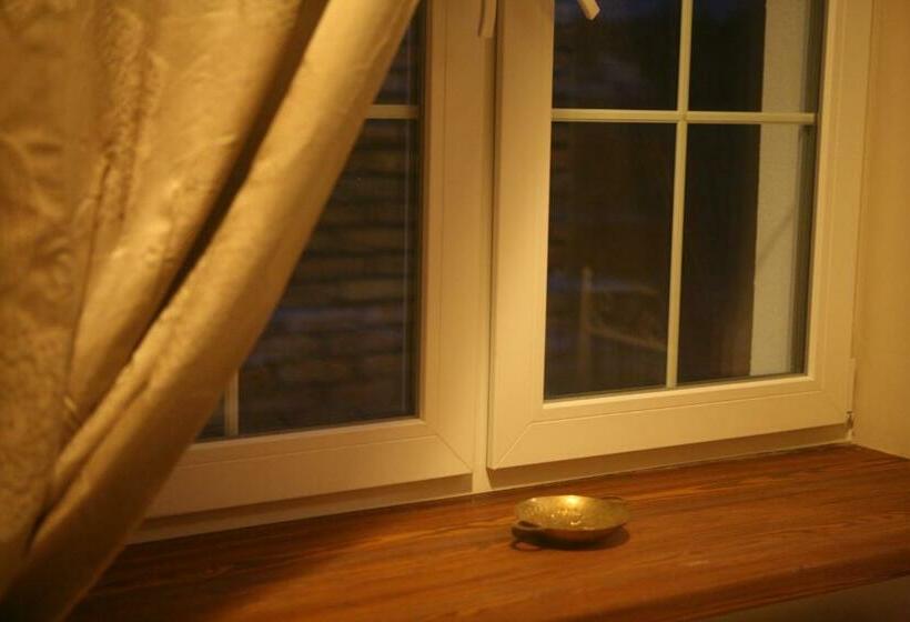 经济房, Olszynowy Dwór