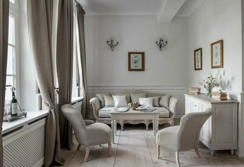 Deluxe Suite King Bed, Pałac Kamieniec