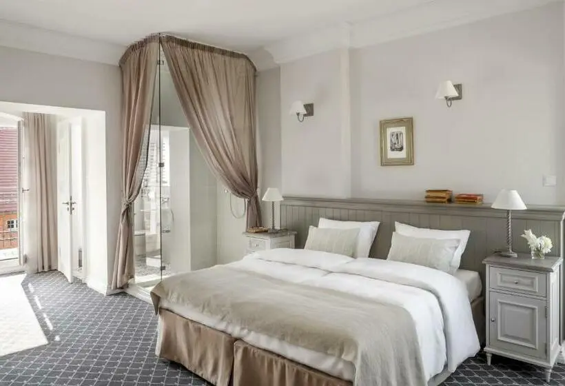 Deluxe-huone Parveke, Pałac Kamieniec