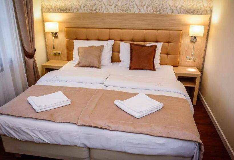 اتاق استاندارد, Willa Anna