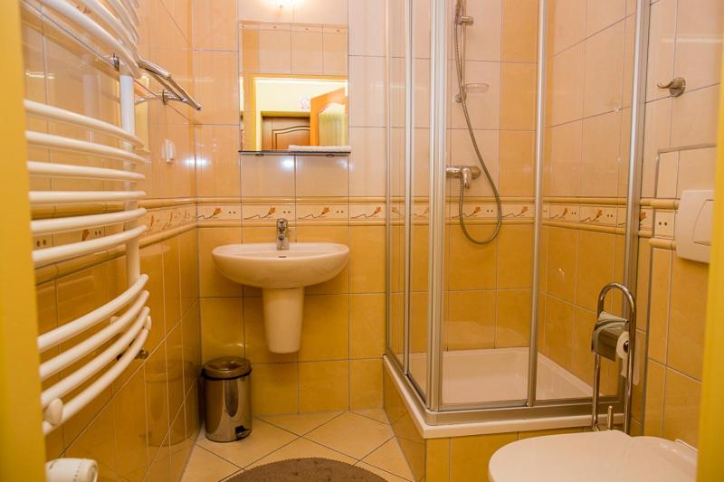 Номер Economy, Złoty Widok