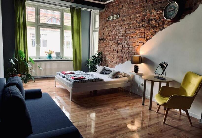 Quarto Estandar Banheiro Compartilhado, Chilli Hostel
