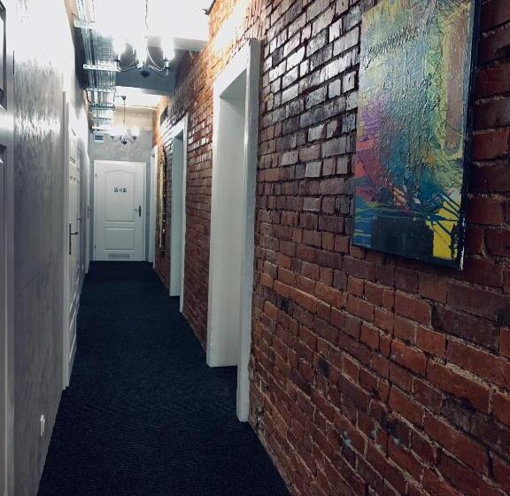 تختخواب در اتاق مشترک, Chilli Hostel