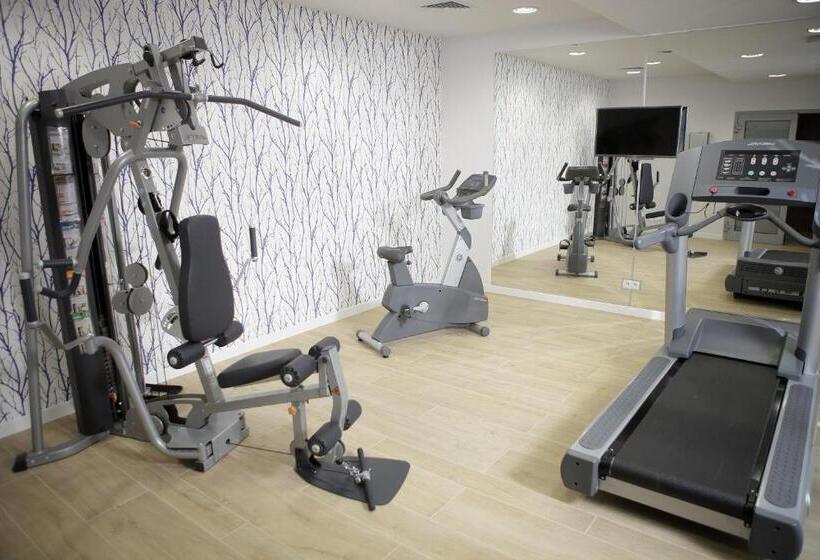 חדר סטנדרט, Arkadia Jelcz Laskowice